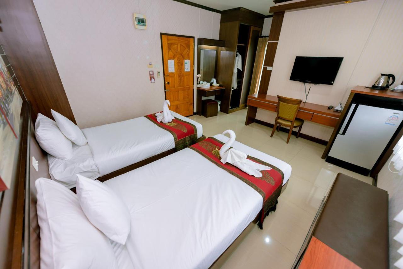 Bander Hotel Phu Khieo Exterior foto
